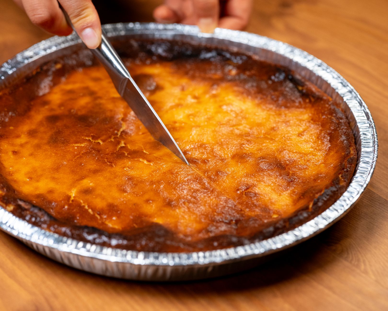 Gâteau breton traditionnel : un gâteau de voyage à la texture dense — gâteau breton tranche croûte dorée